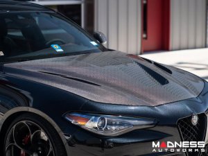 Alfa Romeo Giulia Hood - Carbon Fiber - Extreme Style Alfa Romeo Giulia Hood - Carbon Fiber - Extreme Style